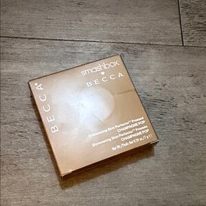 Smashbox x Becca Shimmering Skin Perfector Pressed